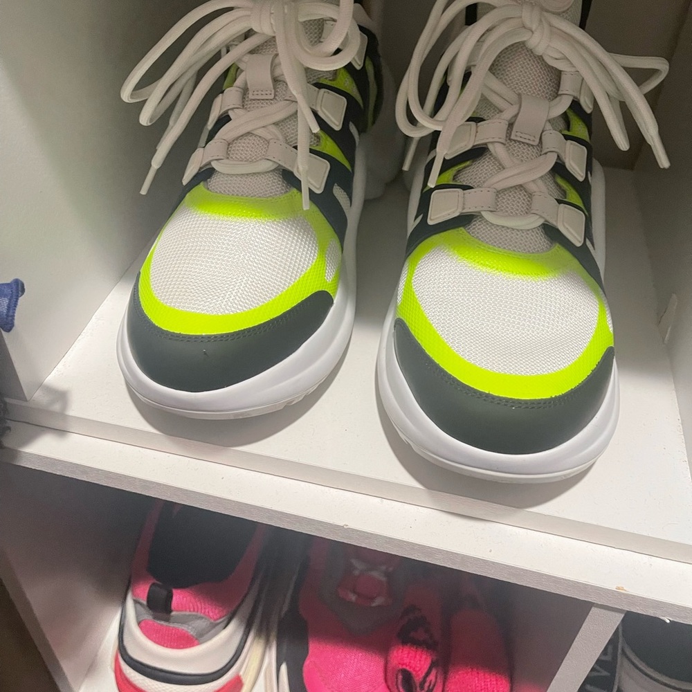 100% Authentic LV womans Archlight Sneakers still in style